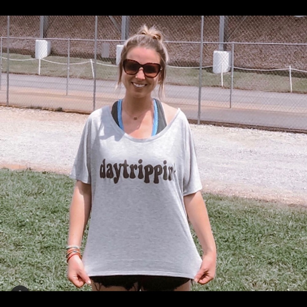 Daytrippin Tee!